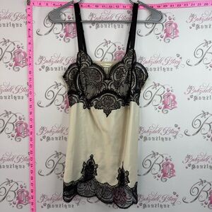 Soma tank top camisole Lacie floral shiny Black Lace Trim Ivory cream Chemise